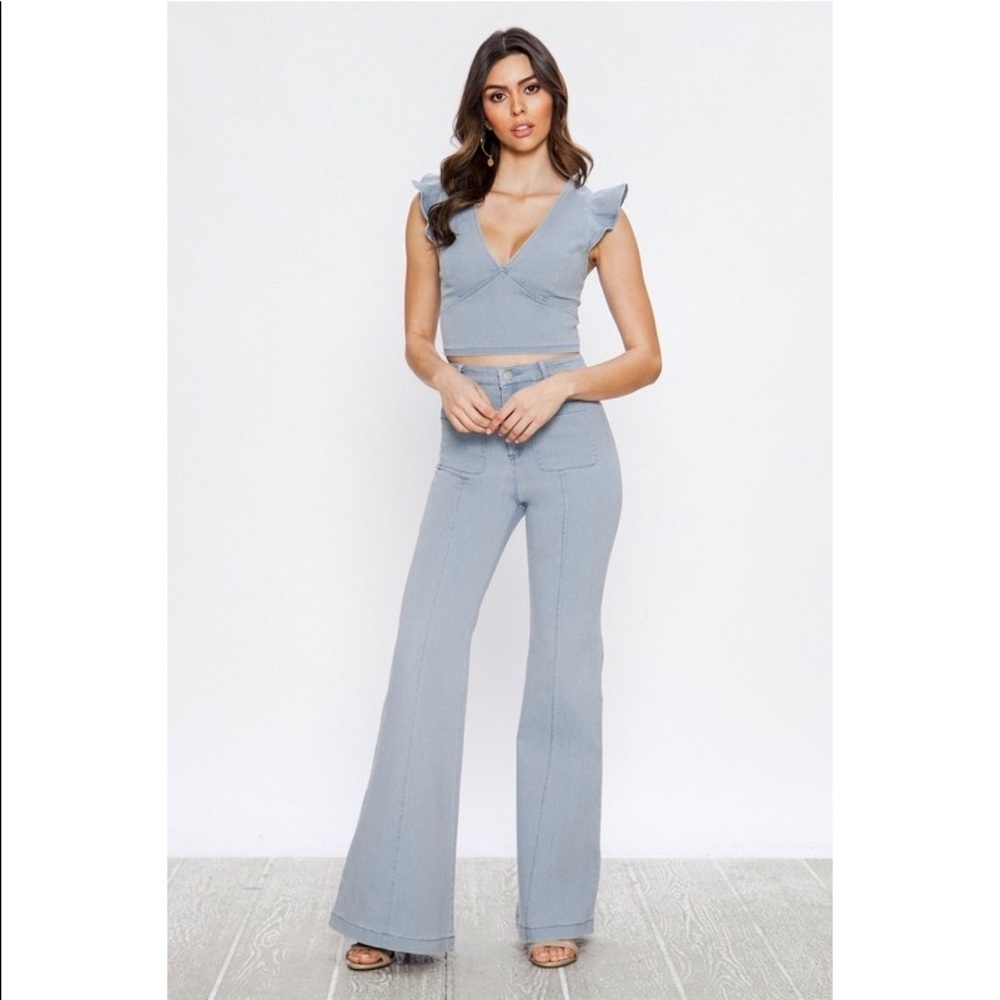 Denim Ruffle Sleeve Crop Top - Picture 5 of 8